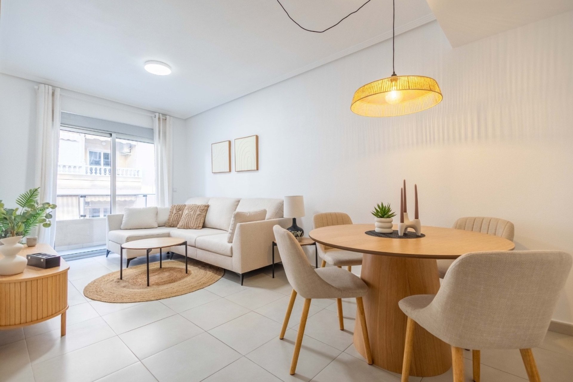 Revente - Apartment -
Torrevieja - Playa del Cura