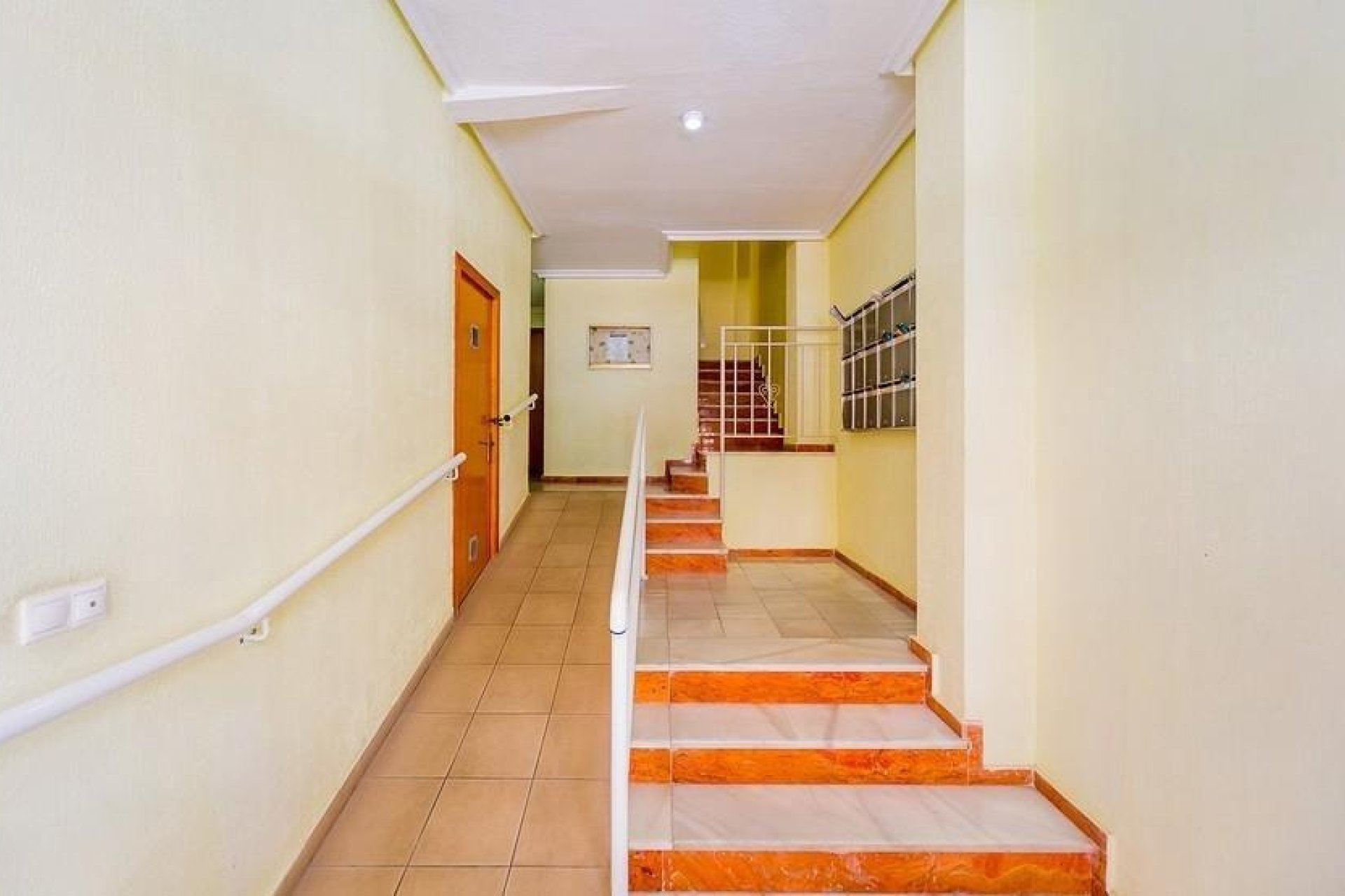 Revente - Apartment -
Torrevieja - Playa del Cura