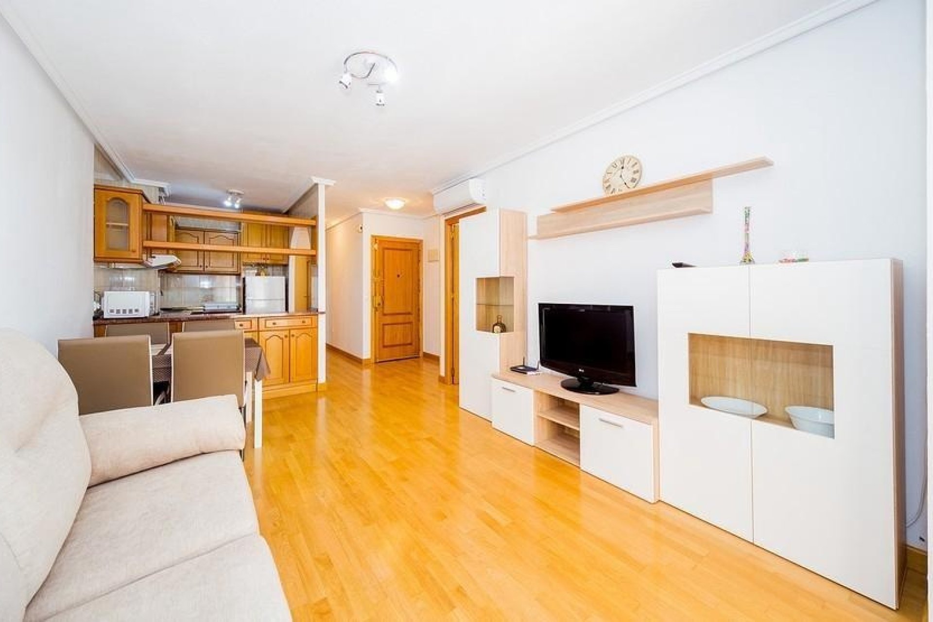 Revente - Apartment -
Torrevieja - Playa del Cura
