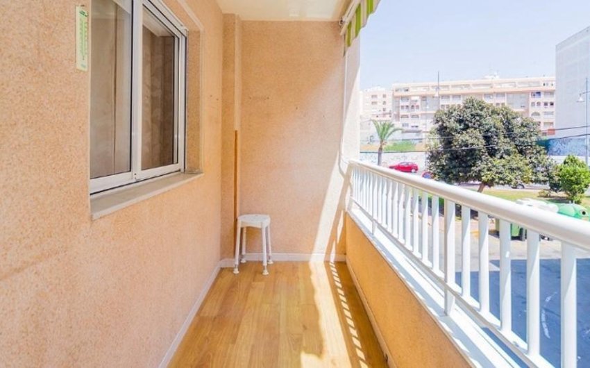 Revente - Apartment -
Torrevieja - Playa del Cura