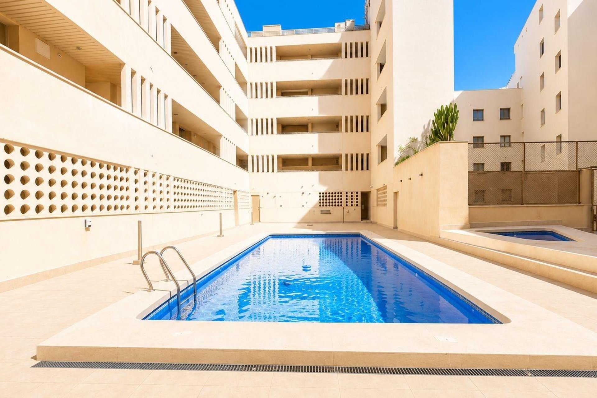 Revente - Apartment -
Torrevieja - Playa del Cura