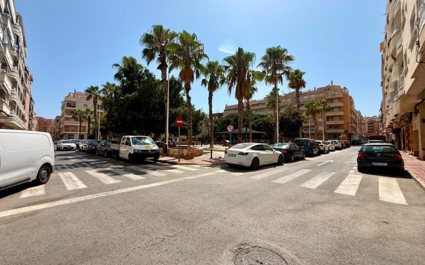 Revente - Apartment -
Torrevieja - Playa del Cura