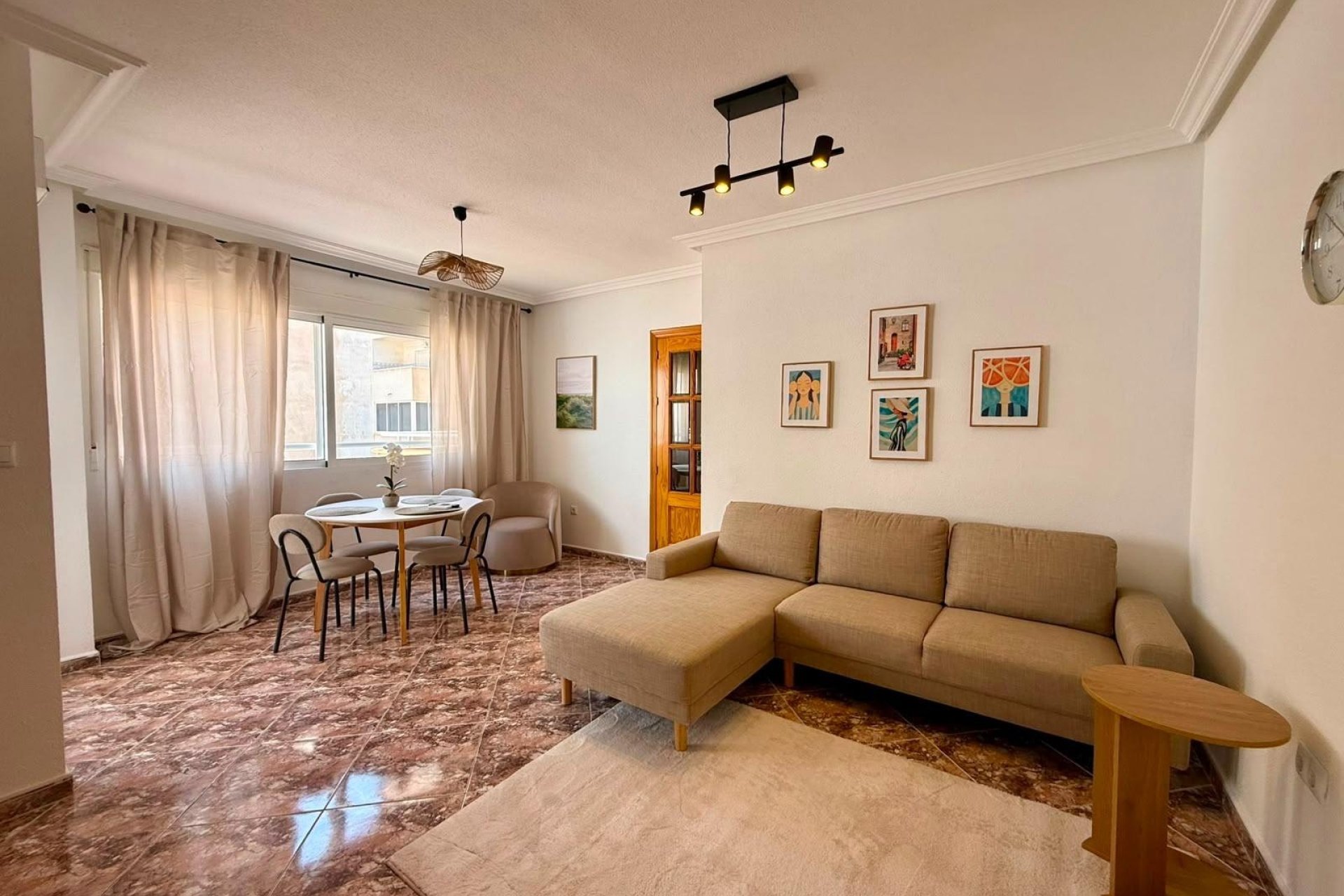 Revente - Apartment -
Torrevieja - Playa del Cura