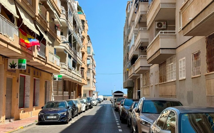 Revente - Apartment -
Torrevieja - Playa del Cura