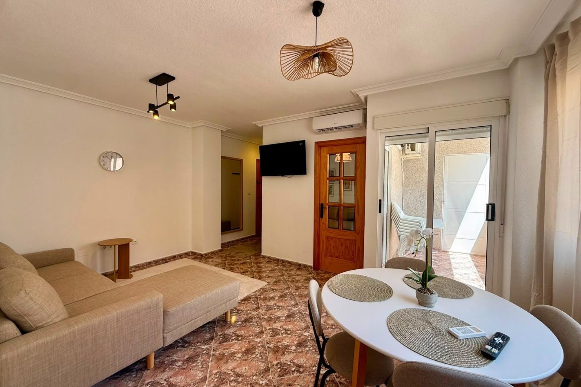 Revente - Apartment -
Torrevieja - Playa del Cura