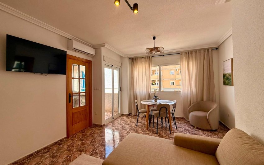 Revente - Apartment -
Torrevieja - Playa del Cura