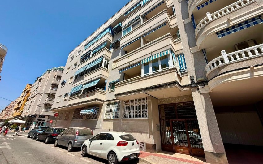 Revente - Apartment -
Torrevieja - Playa del Cura