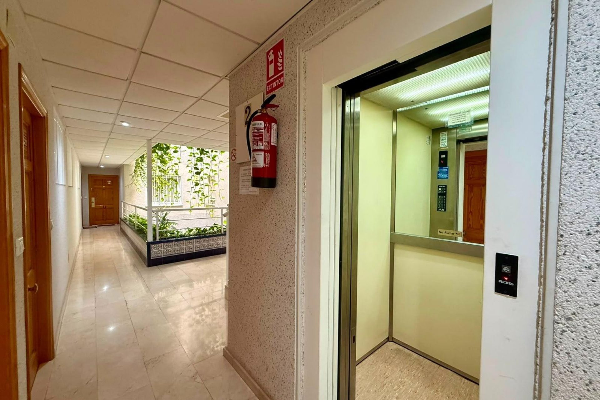 Revente - Apartment -
Torrevieja - Playa del Cura
