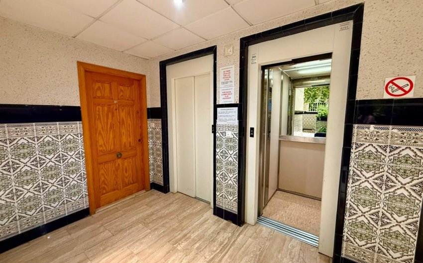 Revente - Apartment -
Torrevieja - Playa del Cura