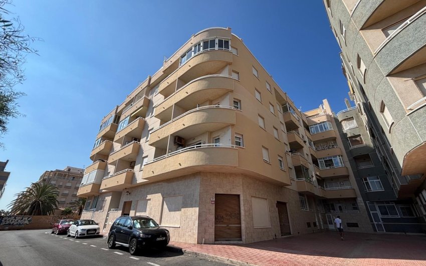Revente - Apartment -
Torrevieja - Playa del Cura