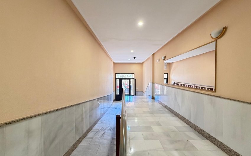 Revente - Apartment -
Torrevieja - Playa del Cura