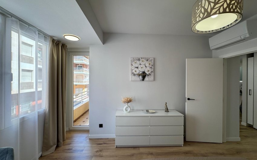 Revente - Apartment -
Torrevieja - Playa del Cura