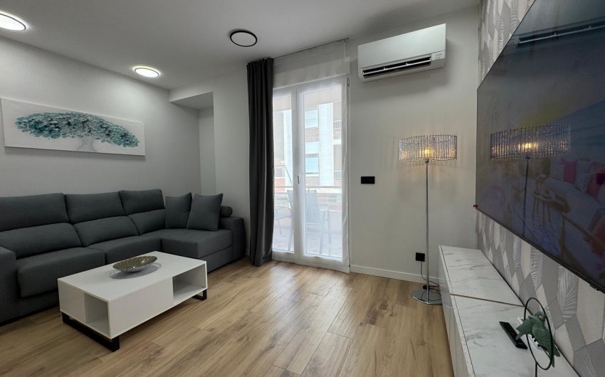 Revente - Apartment -
Torrevieja - Playa del Cura