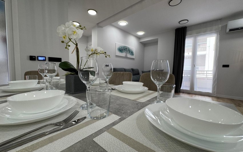 Revente - Apartment -
Torrevieja - Playa del Cura