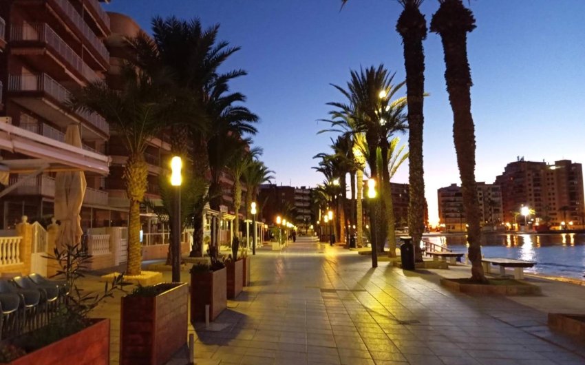 Revente - Apartment -
Torrevieja - Playa del Cura