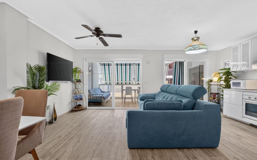 Revente - Apartment -
Torrevieja - Playa del Cura