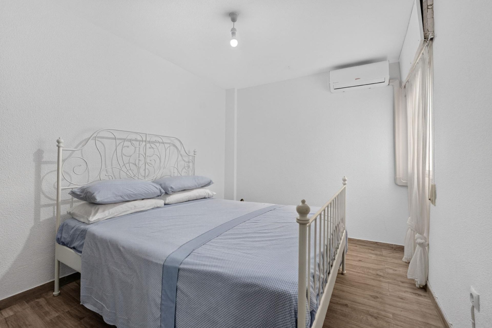 Revente - Apartment -
Torrevieja - Playa del Cura