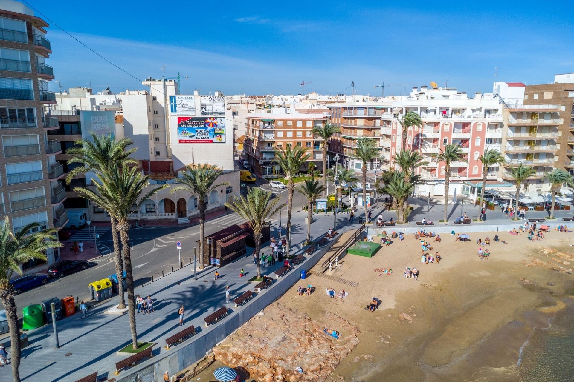 Revente - Apartment -
Torrevieja - Playa del Cura