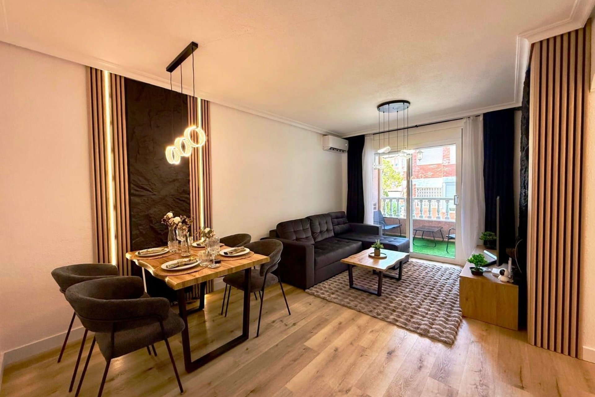 Revente - Apartment -
Torrevieja - Playa del Cura