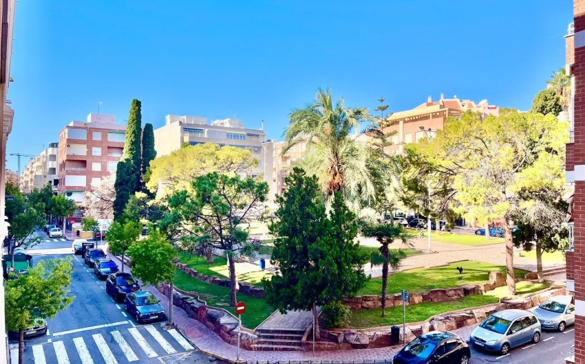 Revente - Apartment -
Torrevieja - Playa del Cura