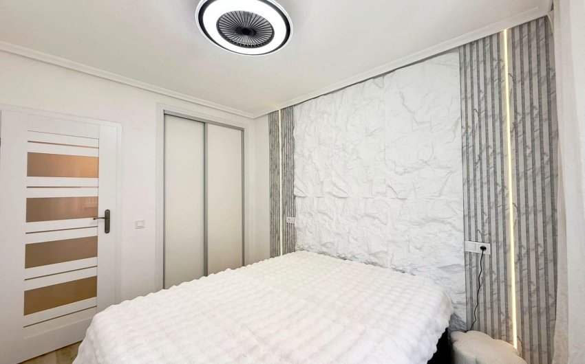 Revente - Apartment -
Torrevieja - Playa del Cura