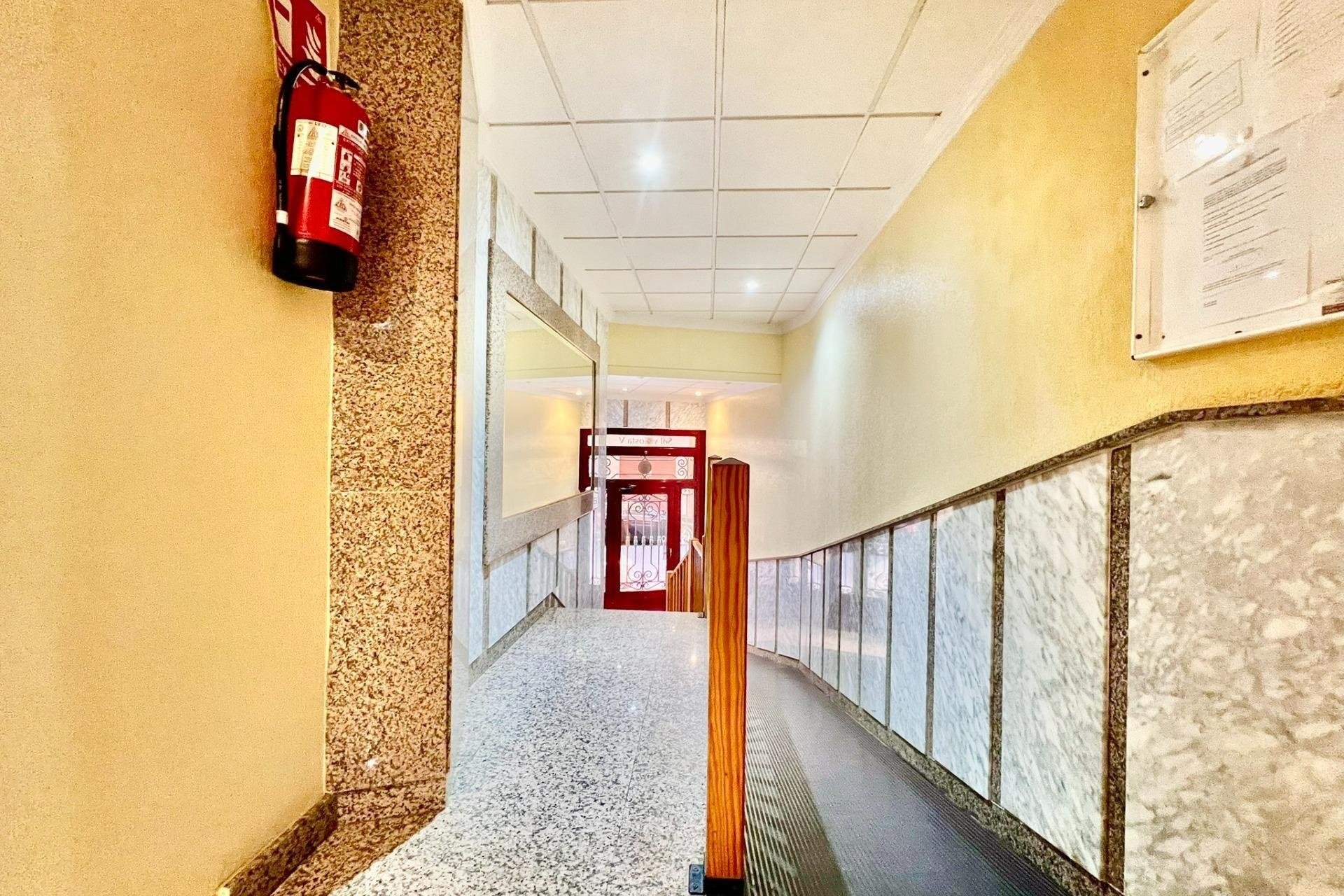 Revente - Apartment -
Torrevieja - Playa del Cura