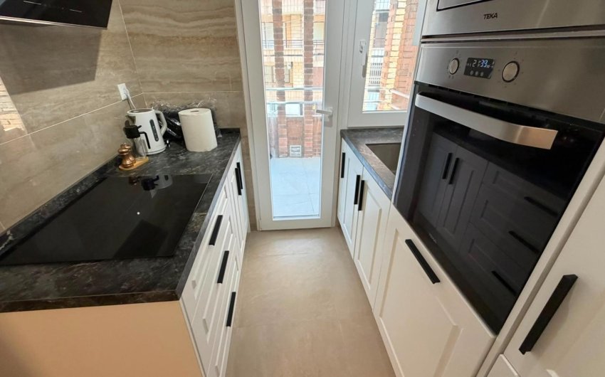 Revente - Apartment -
Torrevieja - Playa del Cura