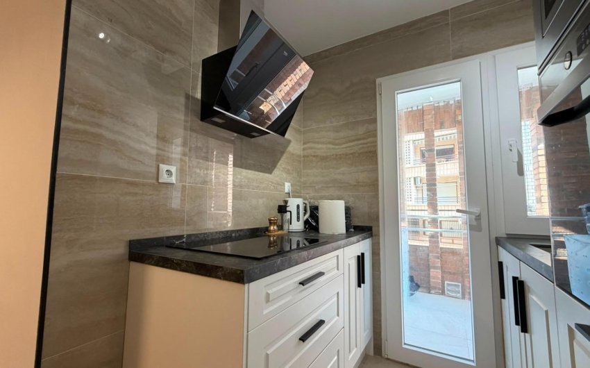 Revente - Apartment -
Torrevieja - Playa del Cura
