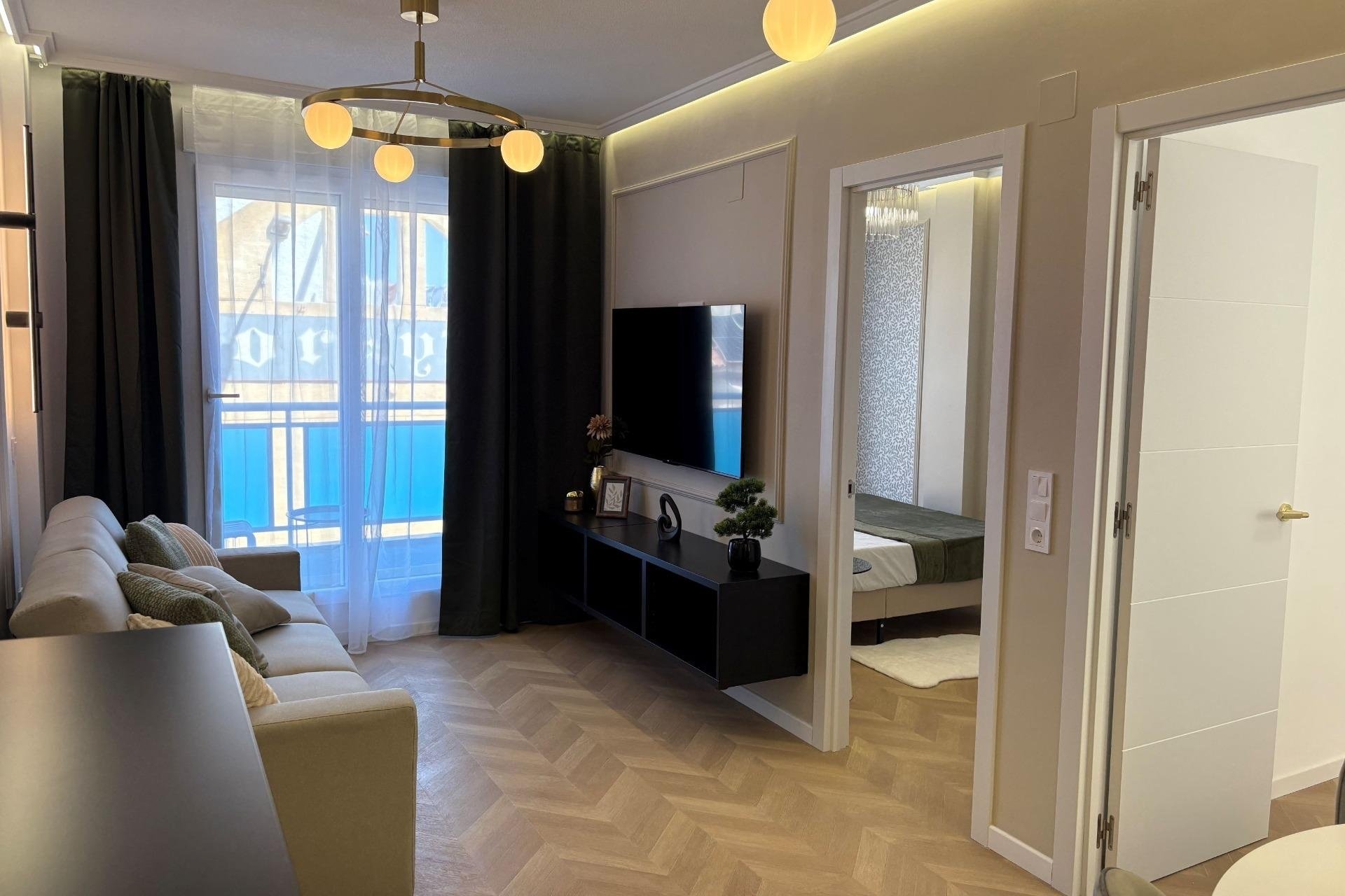 Revente - Apartment -
Torrevieja - Playa del Cura