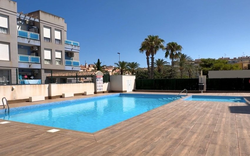 Revente - Apartment -
Torrevieja - Playa del Cura