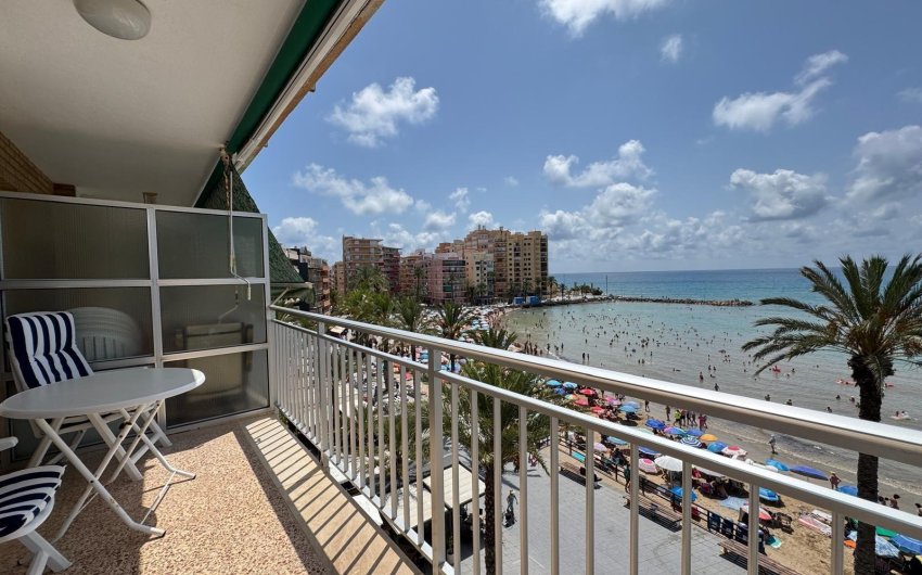Revente - Apartment -
Torrevieja - Playa del Cura