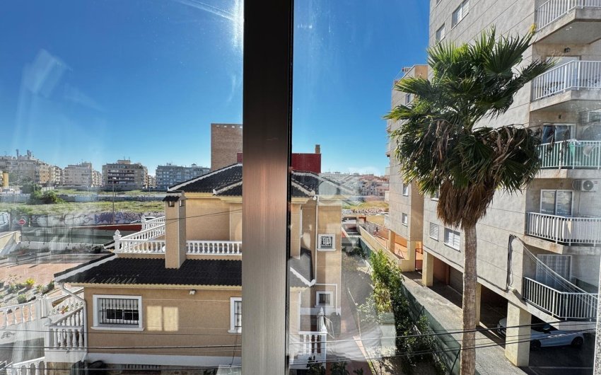 Revente - Apartment -
Torrevieja - Playa del Cura