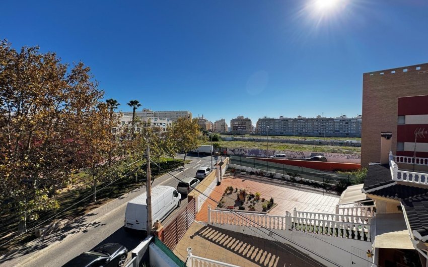 Revente - Apartment -
Torrevieja - Playa del Cura