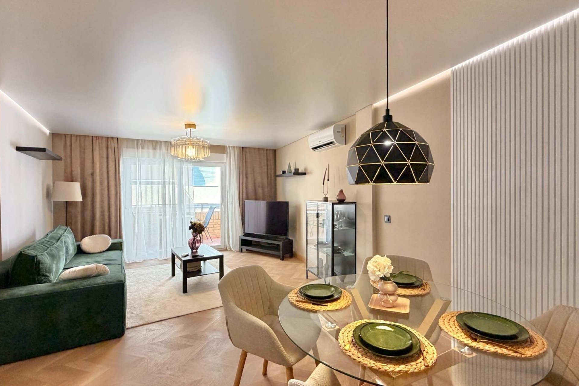 Revente - Apartment -
Torrevieja - Playa del Cura