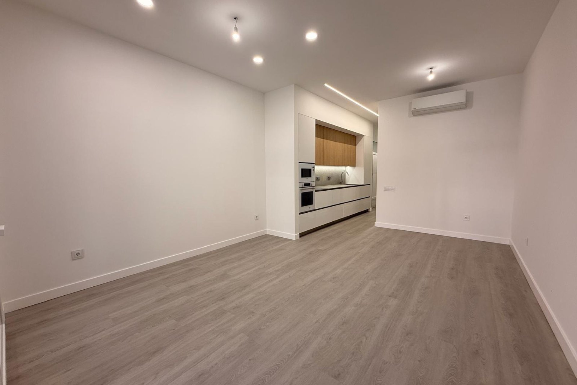 Revente - Apartment -
Torrevieja - Playa del Cura