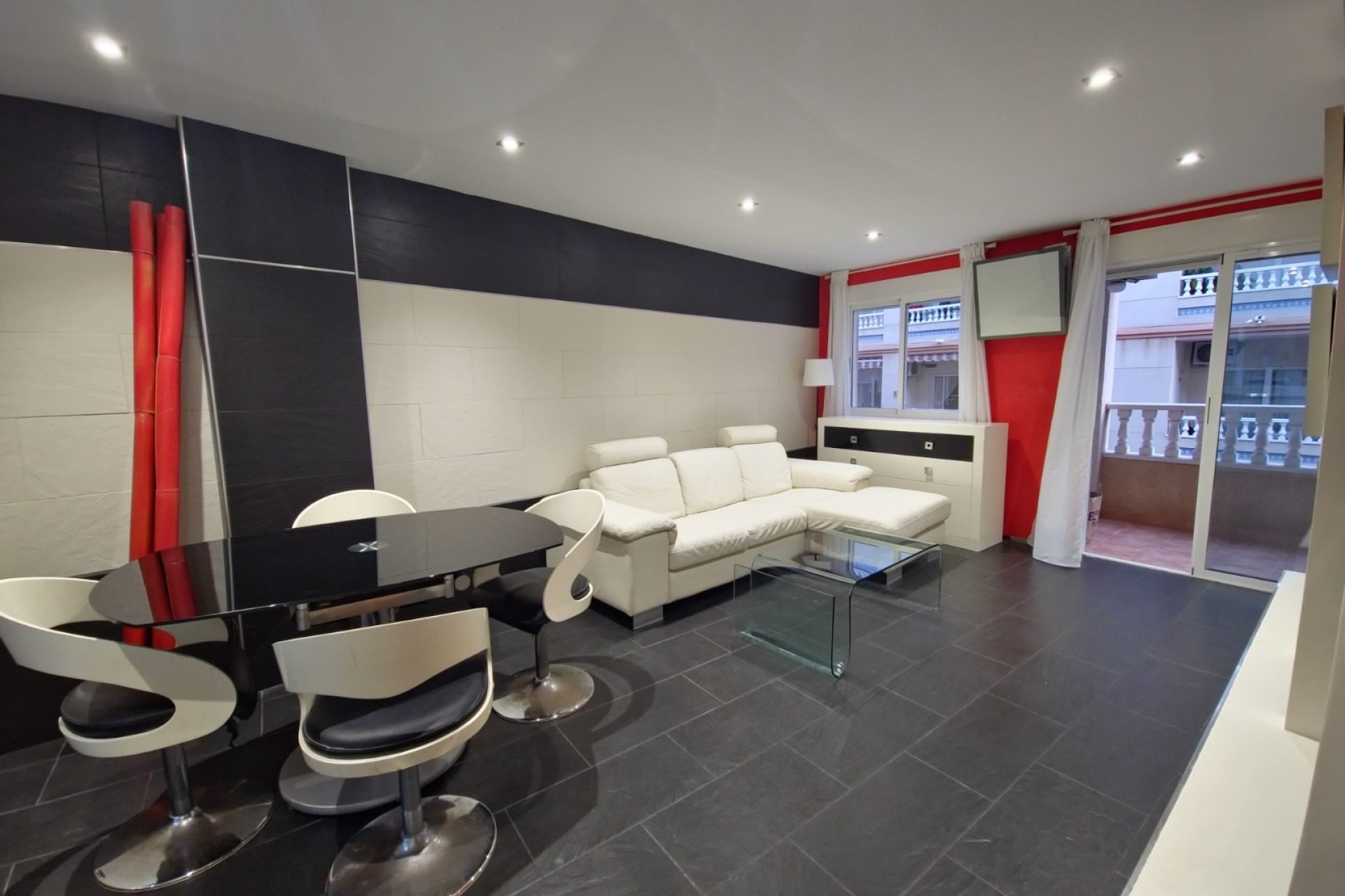 Revente - Apartment -
Torrevieja - Playa del Cura