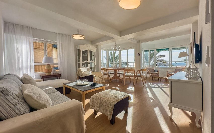 Revente - Apartment -
Torrevieja - Playa del Cura