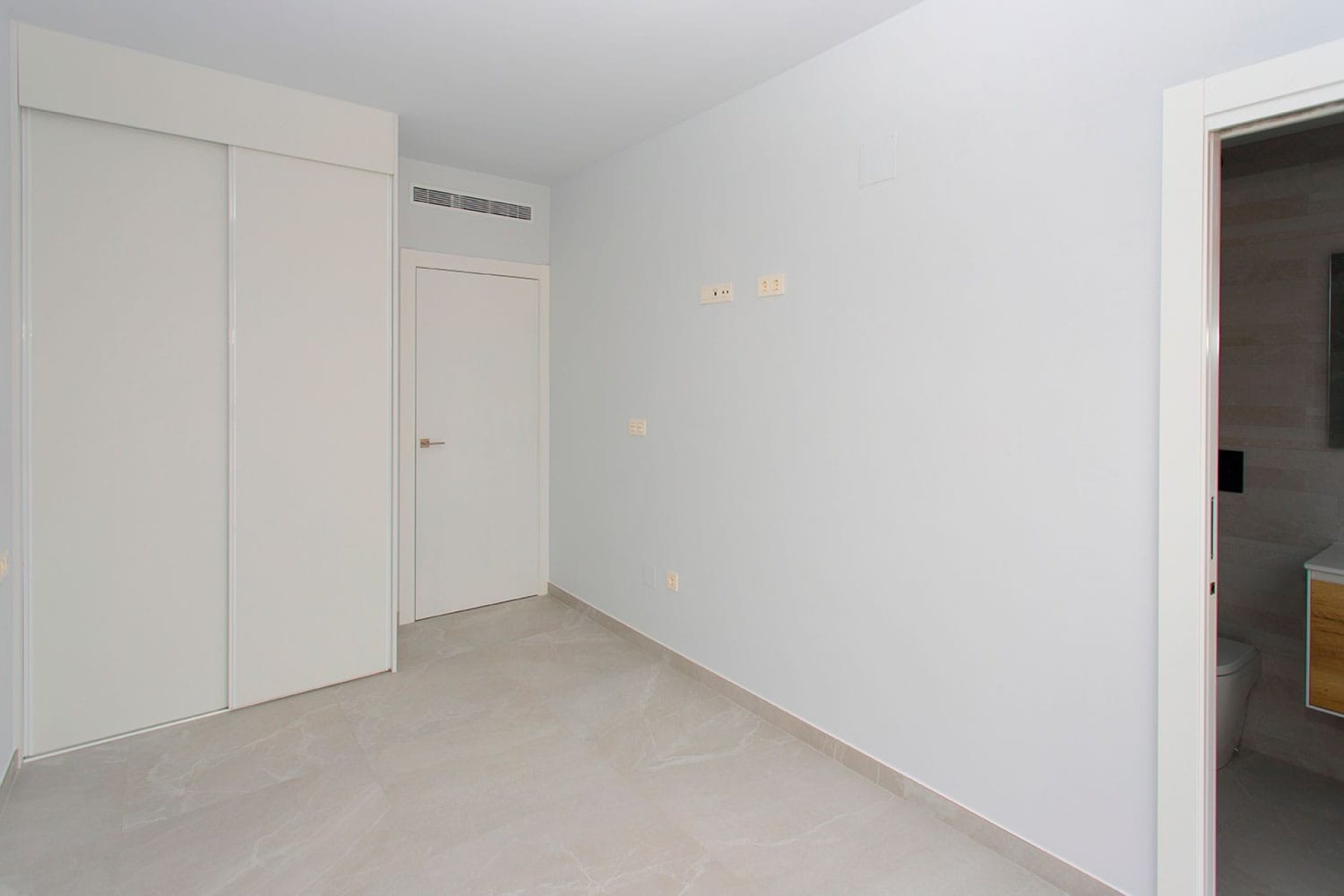 Revente - Apartment -
Torrevieja - Playa del Cura