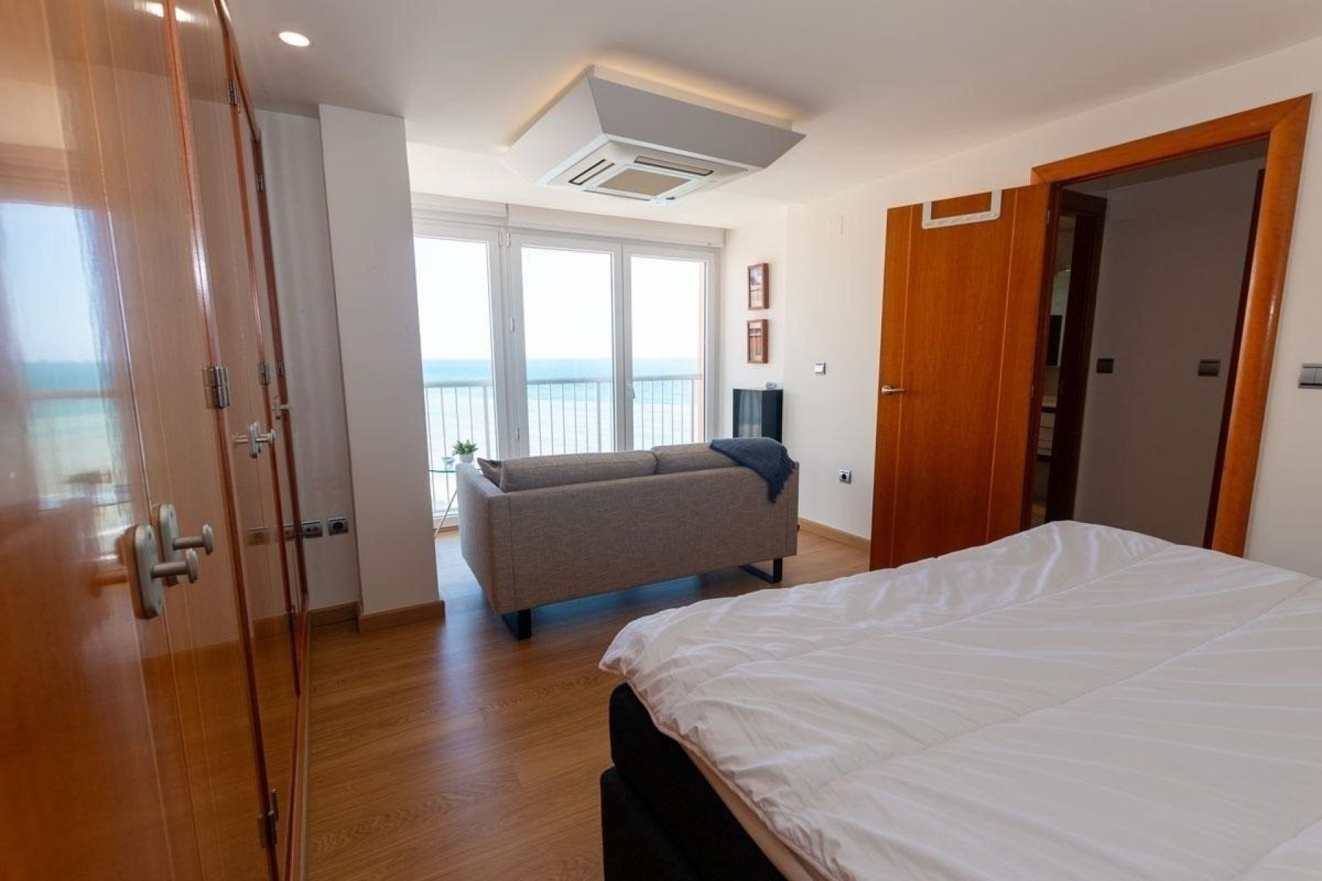 Revente - Apartment -
Torrevieja - Playa del Cura