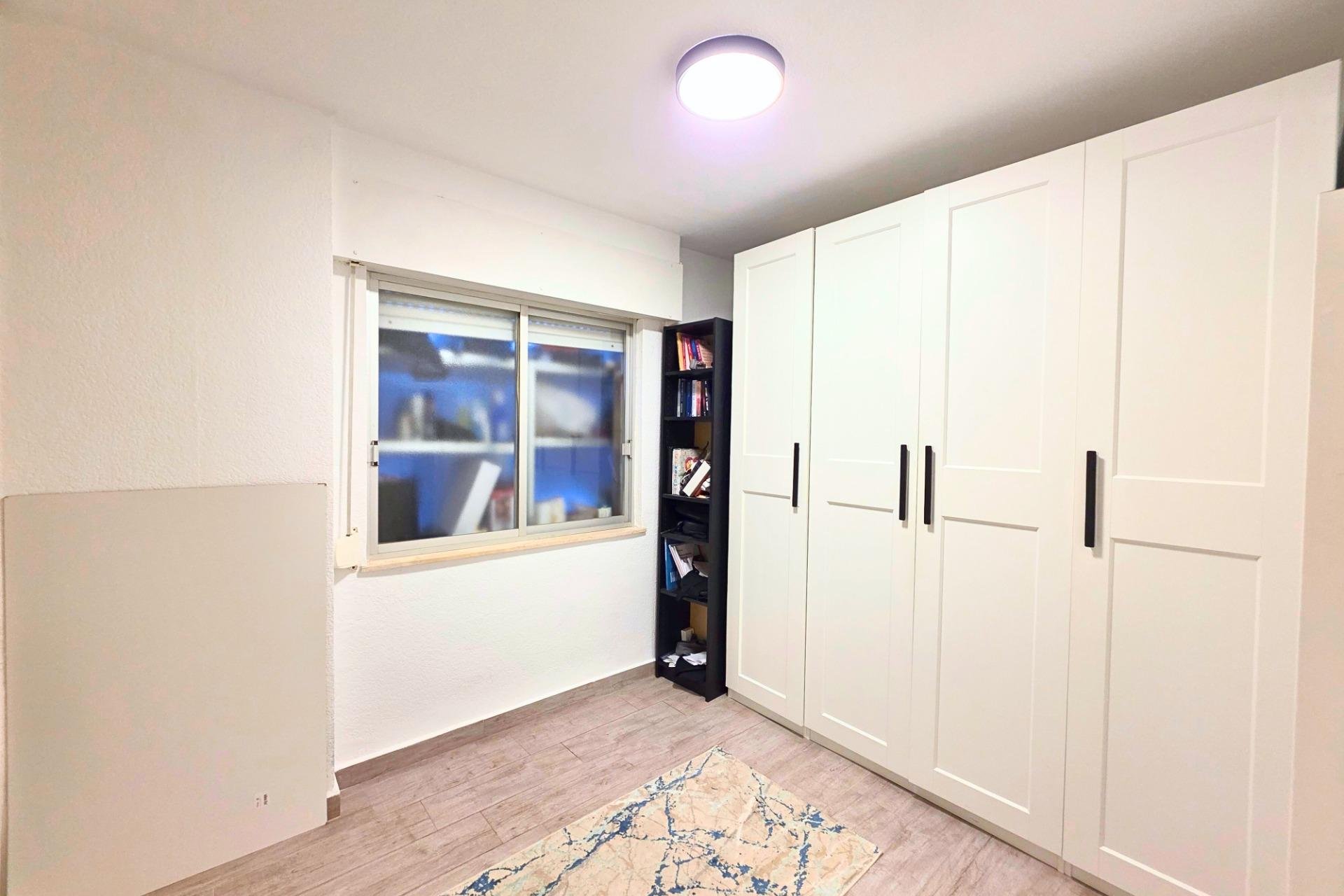 Revente - Apartment -
Torrevieja - Playa del Cura