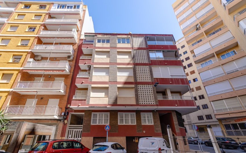 Revente - Apartment -
Torrevieja - Playa del Cura