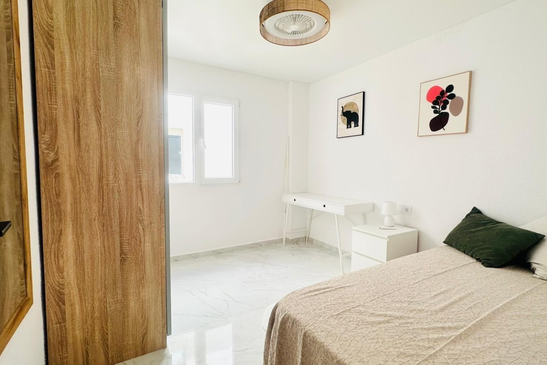 Revente - Apartment -
Torrevieja - Playa del Cura