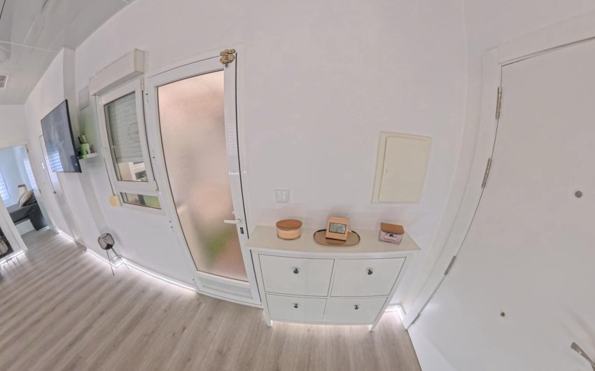 Revente - Apartment -
Torrevieja - Playa del Cura