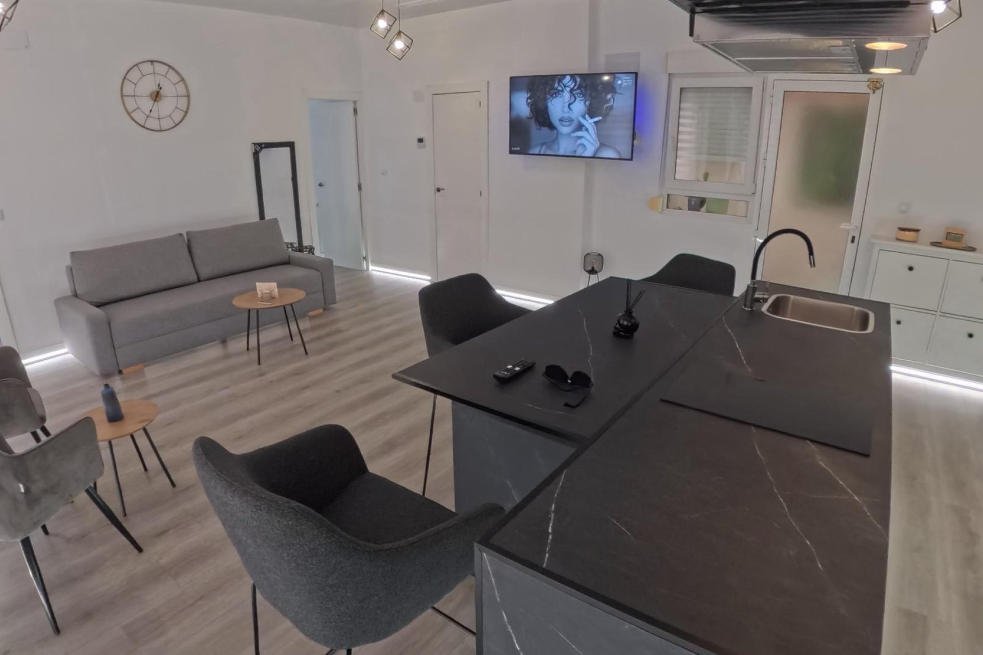 Revente - Apartment -
Torrevieja - Playa del Cura