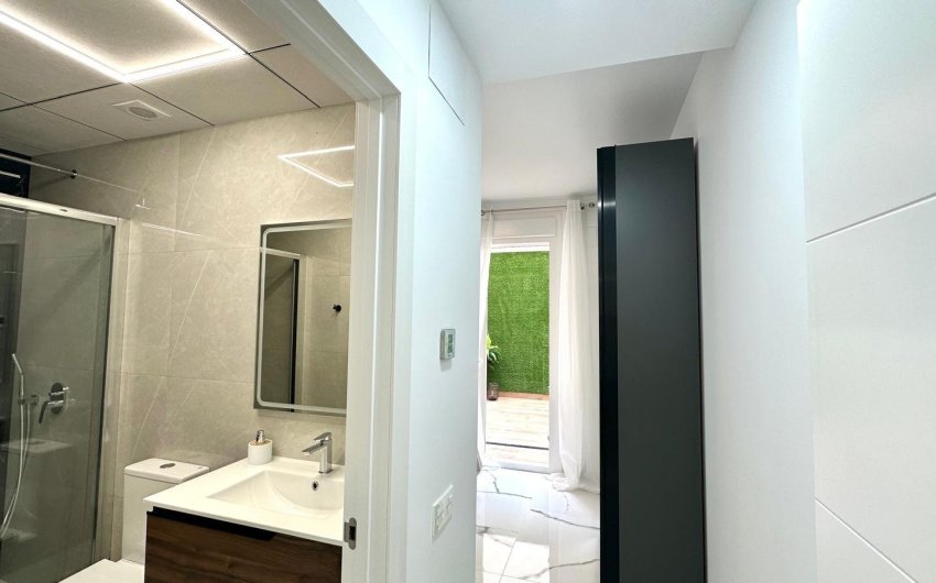 Revente - Apartment -
Torrevieja - Playa del Cura