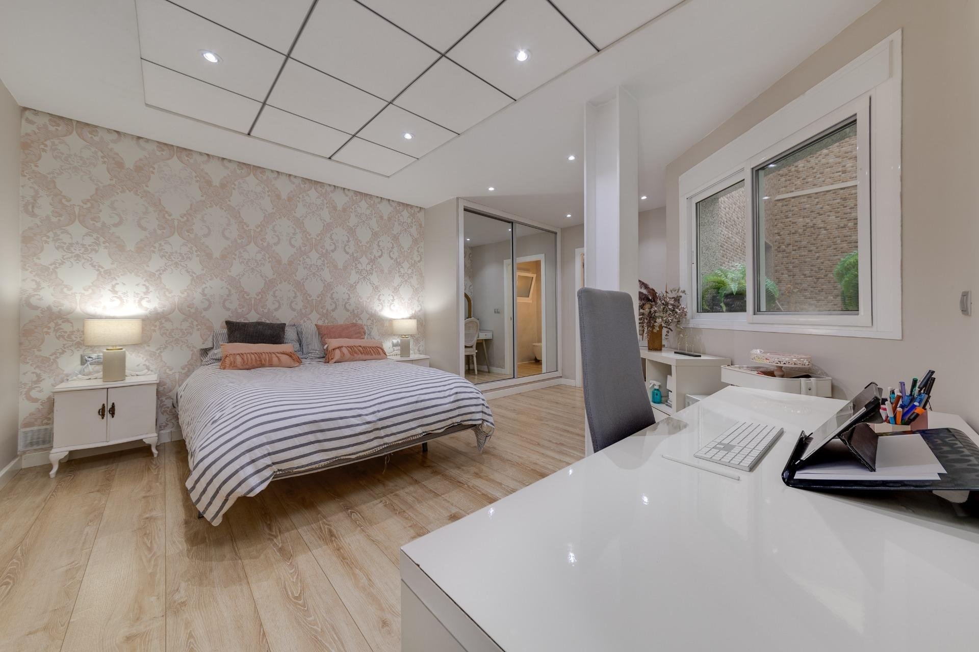 Revente - Apartment -
Torrevieja - Playa del Cura