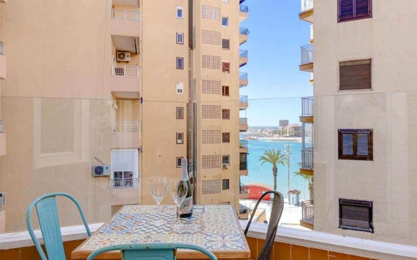 Revente - Apartment -
Torrevieja - Playa del Cura