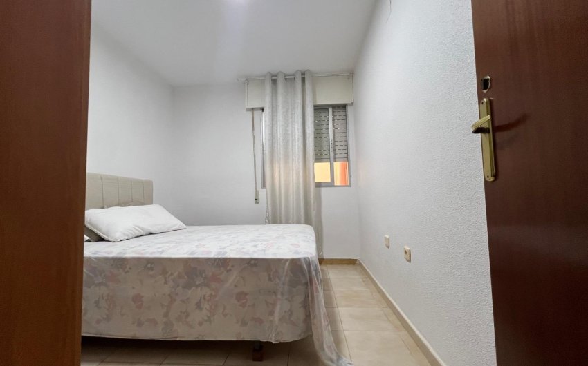 Revente - Apartment -
Torrevieja - Playa del Cura