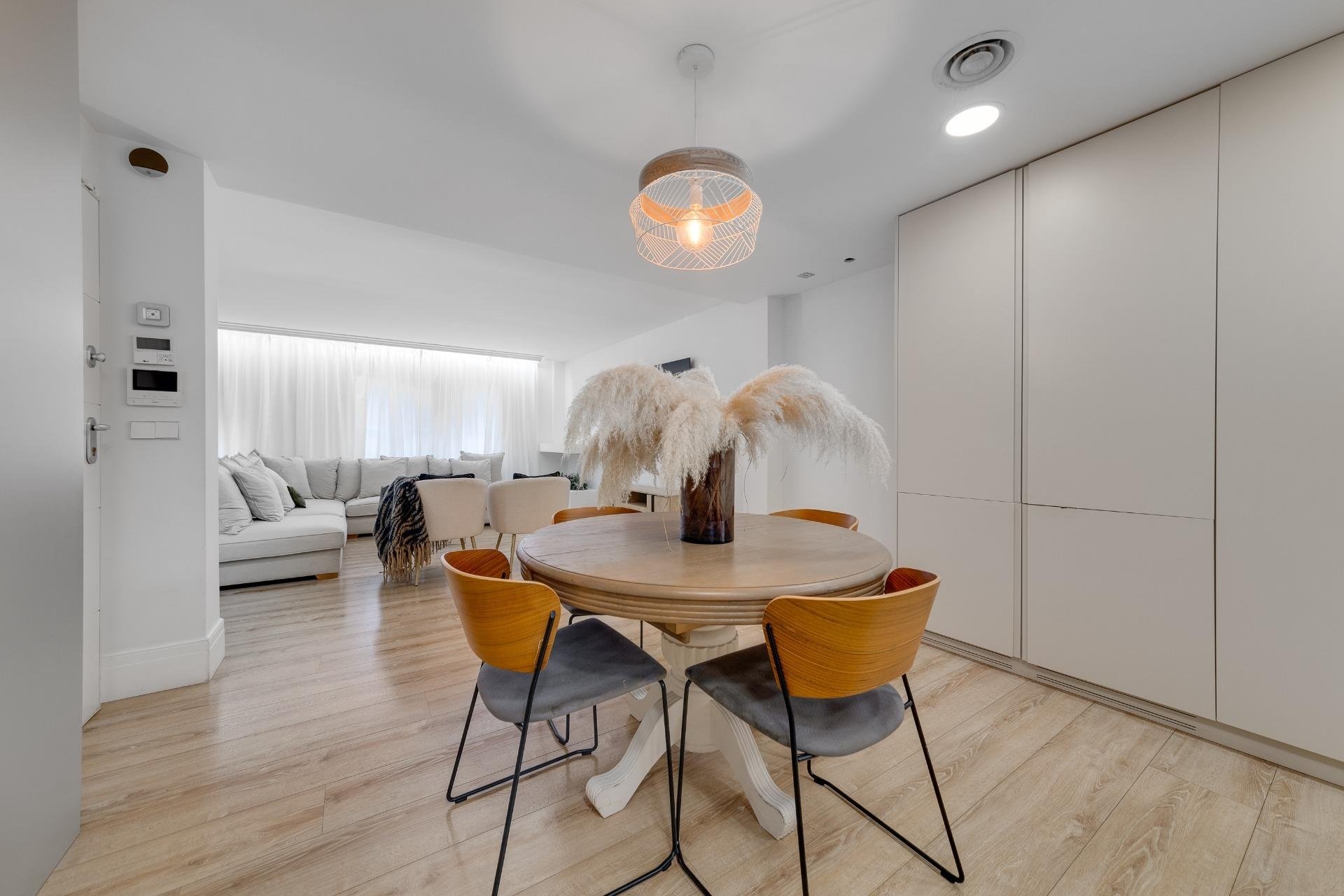 Revente - Apartment -
Torrevieja - Playa del Cura