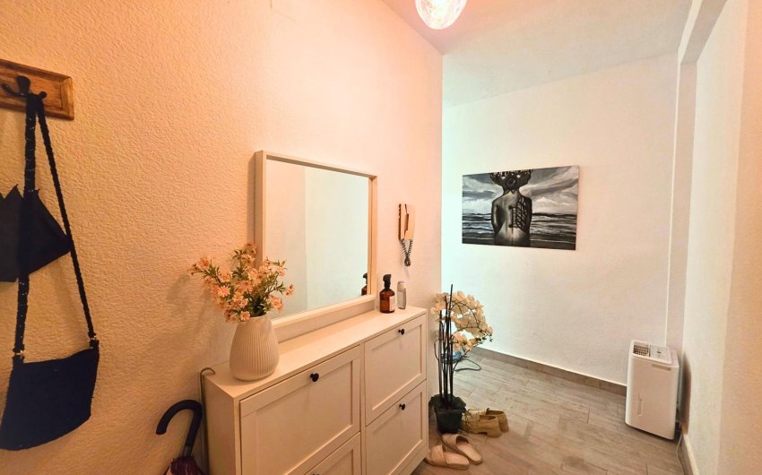 Revente - Apartment -
Torrevieja - Playa del Cura